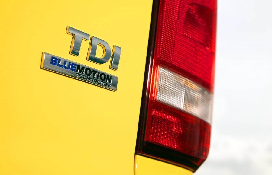 Логотип Volkswagen California (T5) 2012 года  (UK) (фото 15 из 39)